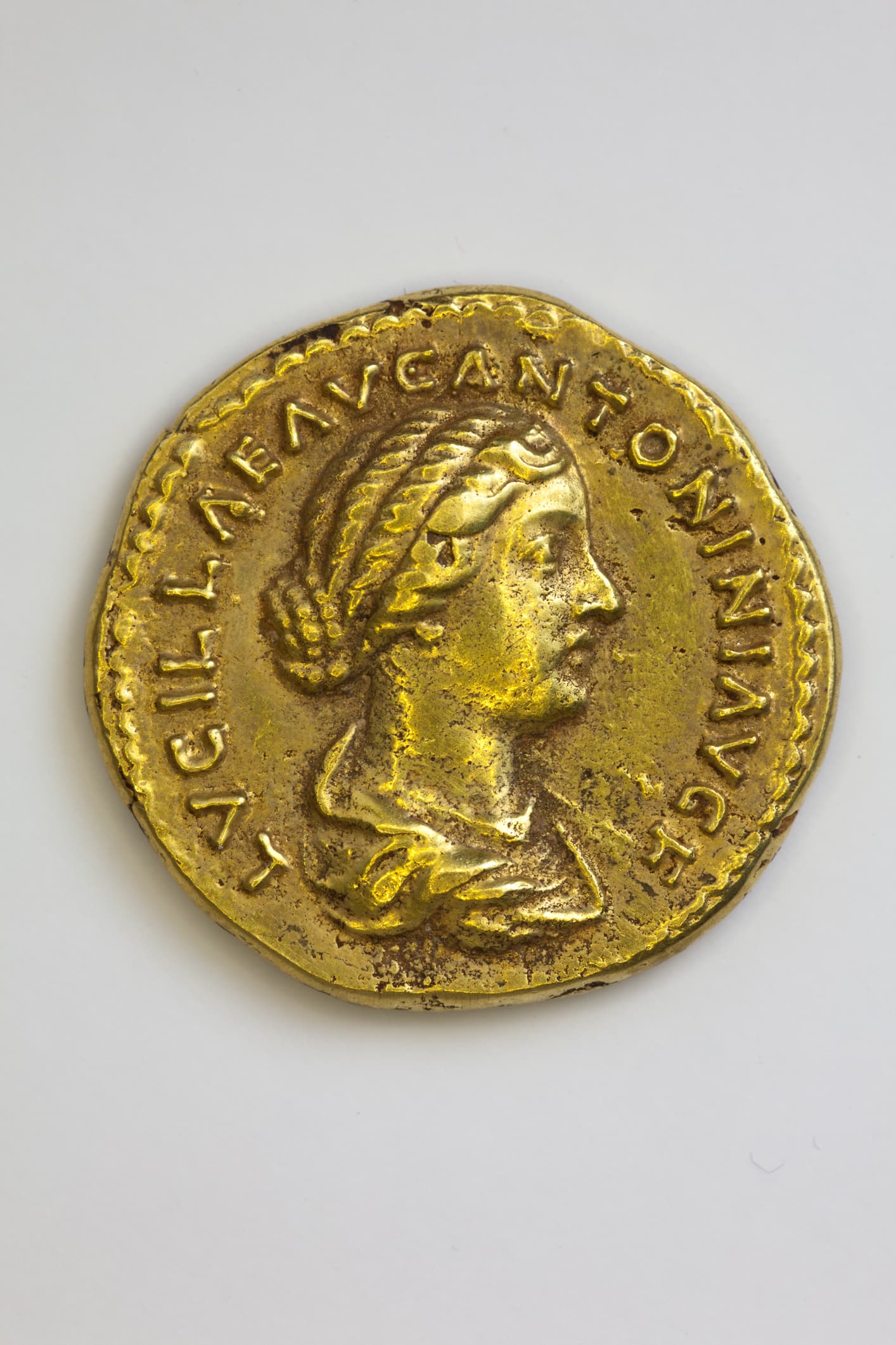 Aureus 2000.14.157