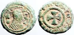 Kings of Axum. Ezanas AE13 draped bust w. headcloth / Cross in circle