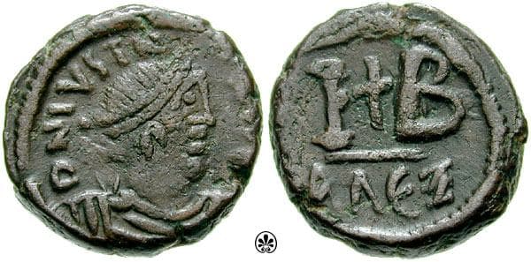 SB 389 Justin II, AE 12 Nummi, Alexandria