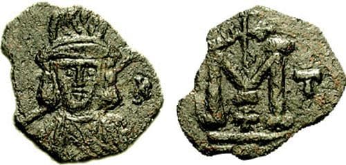 CNG 69-1857 Leo III, the Isaurian, AE Follis