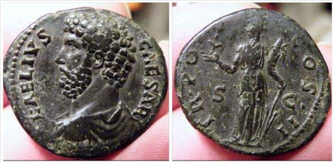 RIC 1065v AE As Aelius Caesar, struck 137 AD