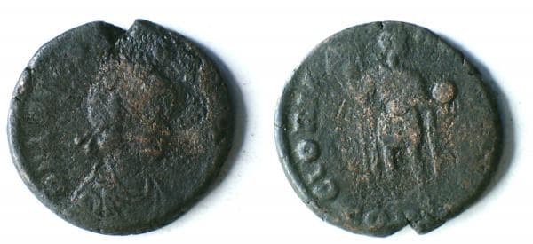 Constantinople RIC IX 88b Arcadius, AE2, Constantinople