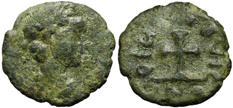 Constantinople RIC X 118 or 119 Arcadius, AE4 of Constantinople