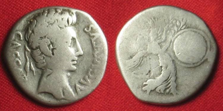 RIC 94v Augustus Denarius