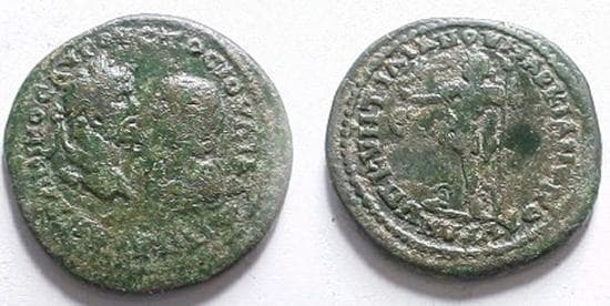 Markianopolis Varbanov 1028 Caracalla and Julia Domna, AE28