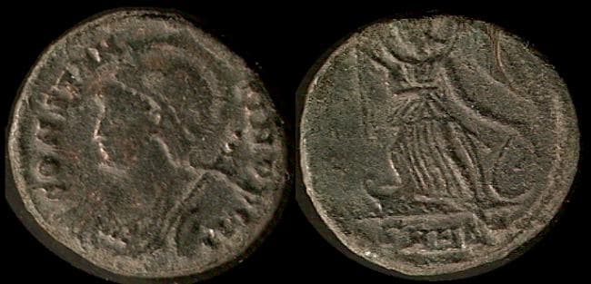 Heraclea RIC VII 144, D Constantinopolis
