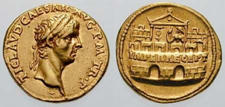 RIC 7 Claudius AV Aureus