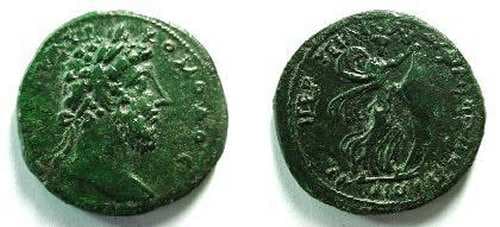 Philippopolis Moushmov 5207 Commodus, AE32, Philippopolis, Thrace