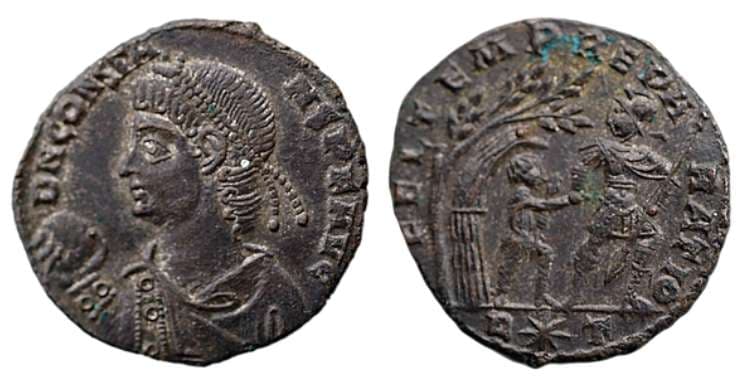 Rome RIC VIII 140, T Constans, AE follis, Rome