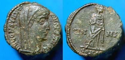 Constantinople RIC VIII 68 Divus Constantine AE4