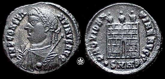 Heraclea RIC VII 42 Constantine I AE Follis