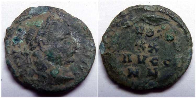 Trier RIC VI 684 Constantine I, AE fraction, 12mm, Trier