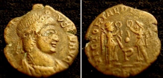 Arles RIC VIII 83, P Constantius II AE4