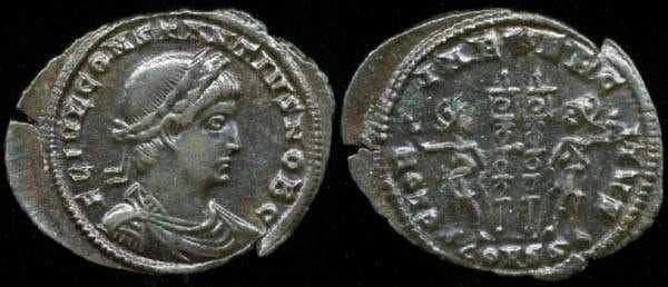 Constantinople RIC VII 75 Constantius II AE follis