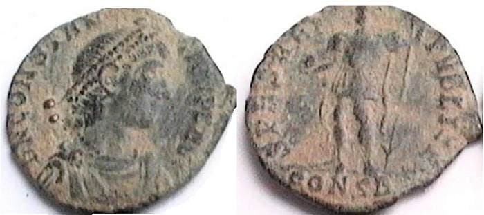 Constantinople RIC VIII 149 Constantius II AE follis 16mm