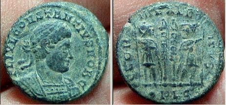 Lyons RIC VII 245 Constantius II AE4