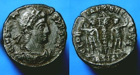 Siscia RIC VIII 92, B Constantius II AE follis