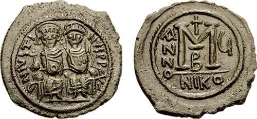 SB 369 Justin II & Sophia AE Half Follis